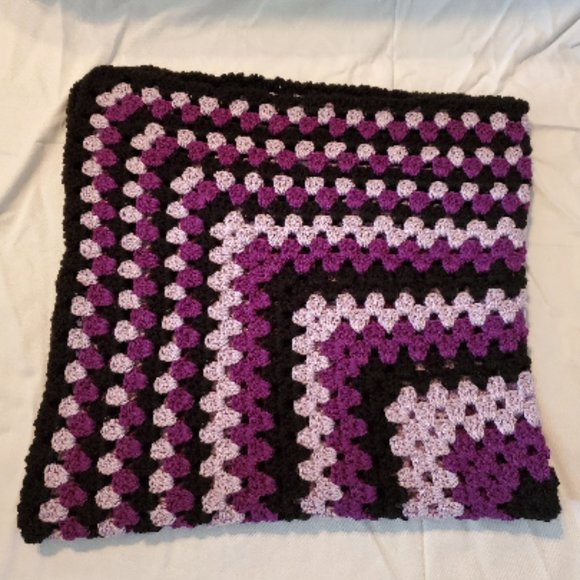 Crochet Mad For Purple Baby Blanket/New - Picture 3 of 5
